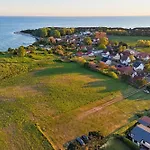 Haus De Niege Wech 01 Mit Gratis Nutzung Vom Ahoi Erlebnisbad Und Sauna In Sellin *