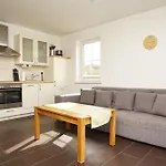 Haus De Niege Wech 01 Mit Gratis Nutzung Vom Ahoi Erlebnisbad Und Sauna In Sellin * Thiessow