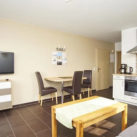 Schicke Mit Terrasse, Gratis Nutzung Vom Ahoi Erlebnisbad Und Sauna In Sellin - Haus De Niege Wech 01 * Thiessow