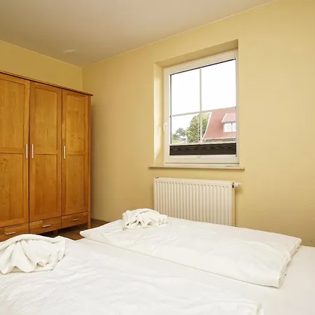 Apartmán Schicke Mit Terrasse, Gratis Nutzung Vom Ahoi Erlebnisbad Und Sauna In Sellin - Haus De Niege Wech 01 *