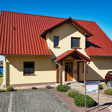 Apartment Schicke Mit Terrasse, Gratis Nutzung Vom Ahoi Erlebnisbad Und Sauna In Sellin - Haus De Niege Wech 01